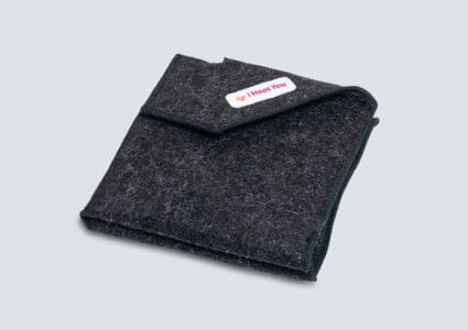 Heather black ihopvikt till en kvadrat